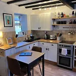 The Rockpool Holiday Cottage